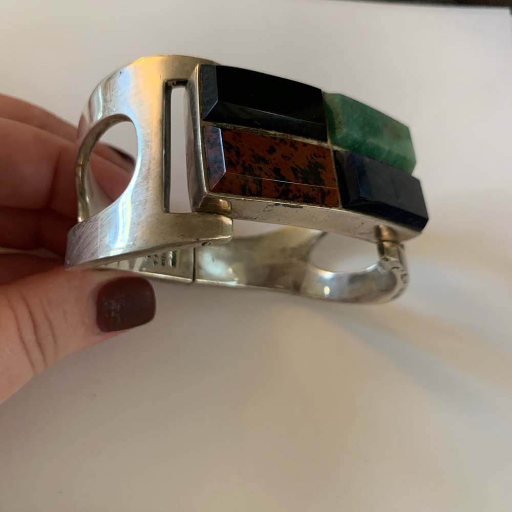 Fantastic sterling silver stone bracelet